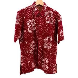 Vintage Y2K Djené Red and White Floral Batik Short Sleeve Button-Down